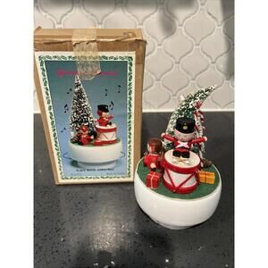 Vintage Interpur "Jingle Bells" Christmas Tree Drum Doll Presents Music Box